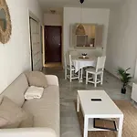 2 Bedroom Flat In Golden Mile For 4 People Max