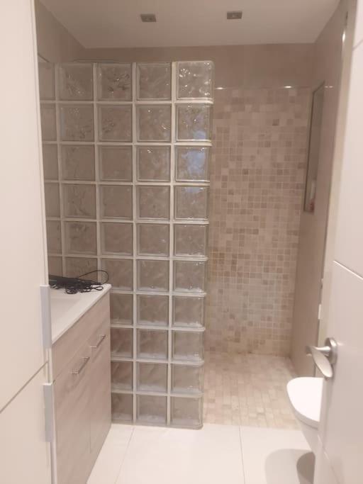 2 Bedroom Flat In Golden Mile For 4 People Max Apartment